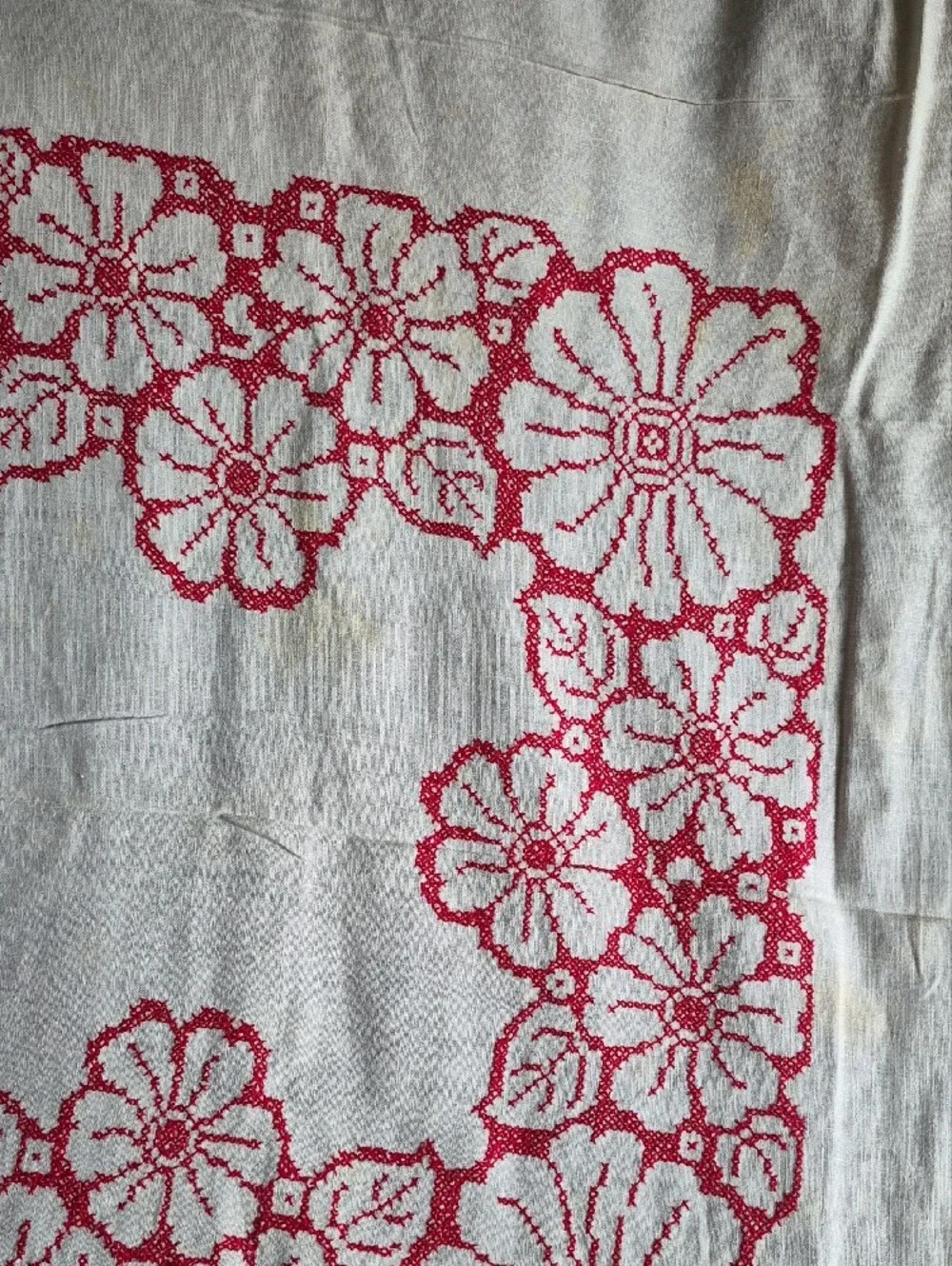 Vintage White Linen Tablecloth with Red Floral Embroidery 12 Matching Napkins